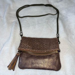 CLOSET CLEAR OUT 🎉 Anthropologie Deux Lux Bronze Crossbody Bag